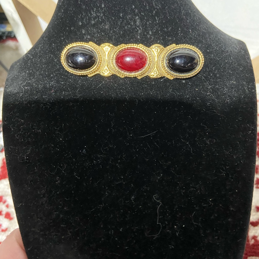 Vintage Gold Tone Brooch With Red and Black Faux Stones